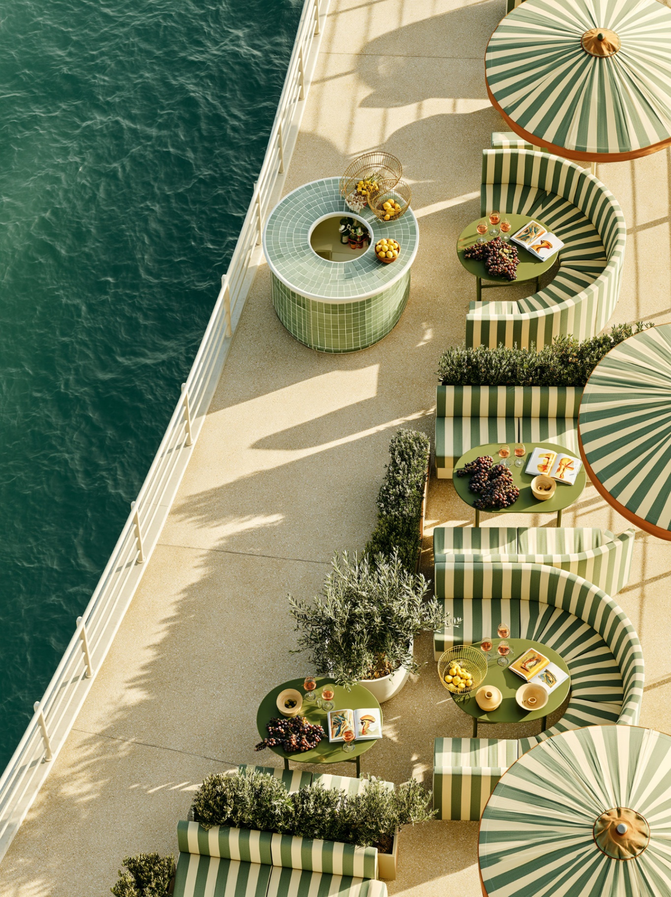 Une terrasse italienne face à la mer, Abu Dhabi — 1
